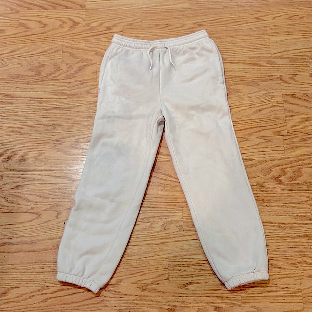 Girls Gap sweatpants with pockets